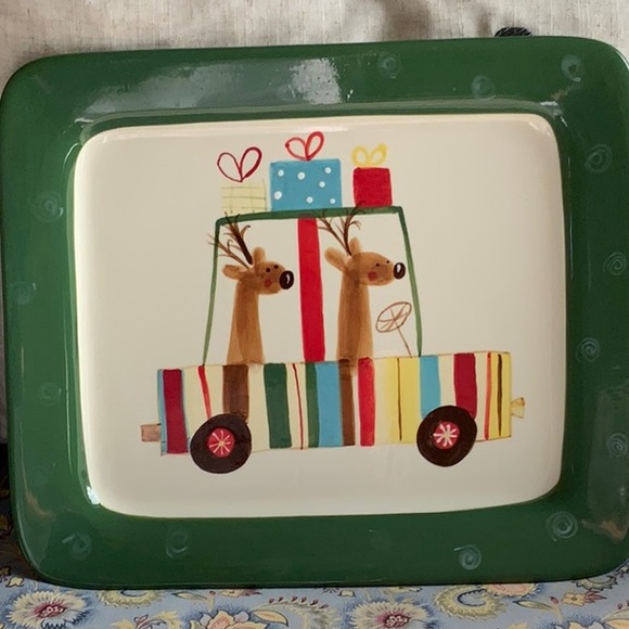 Foreside Home & Garden Other - Foreside Holiday Serving Platter With Adorable Traveling Deer